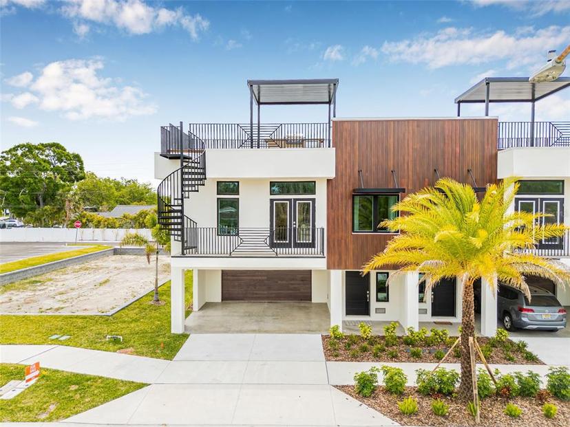 Picture of 460 87Th Avenue North, St Petersburg FL 33702