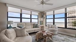 Picture of 629 Alhambra Road Unit 604, Venice, FL 34285