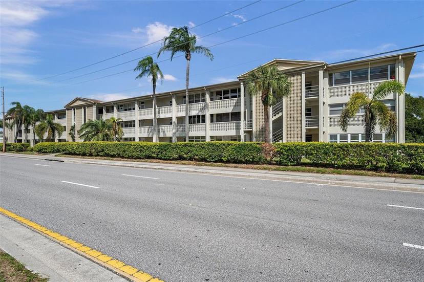 Picture of 4455 Duhme Road Unit 305, St Petersburg FL 33708