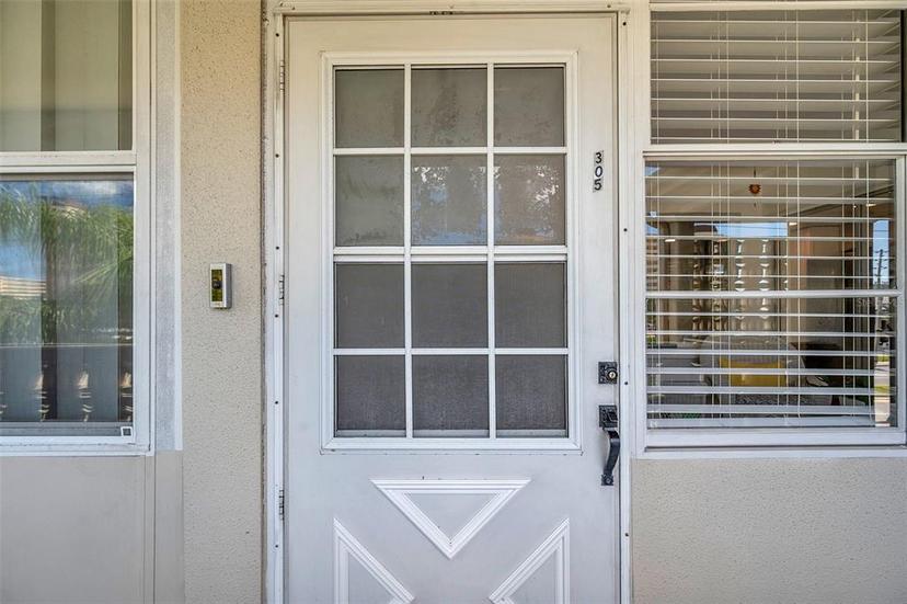 Picture of 4455 Duhme Road Unit 305, St Petersburg FL 33708