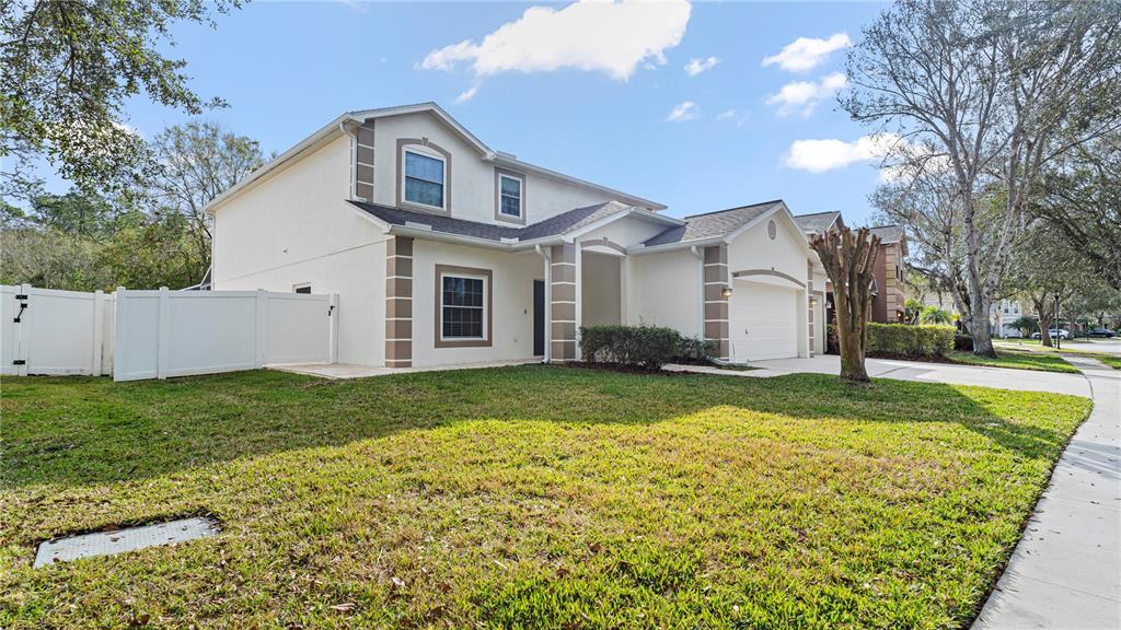 Picture of 5808 Falconcreek Place, Lithia, FL 33547