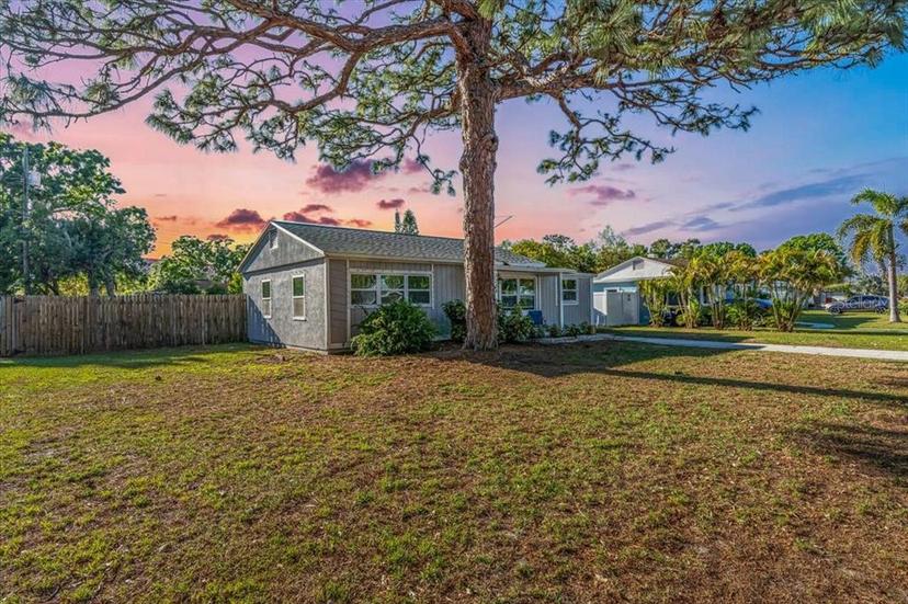 Picture of 7234 12Th Street N, St Petersburg FL 33702