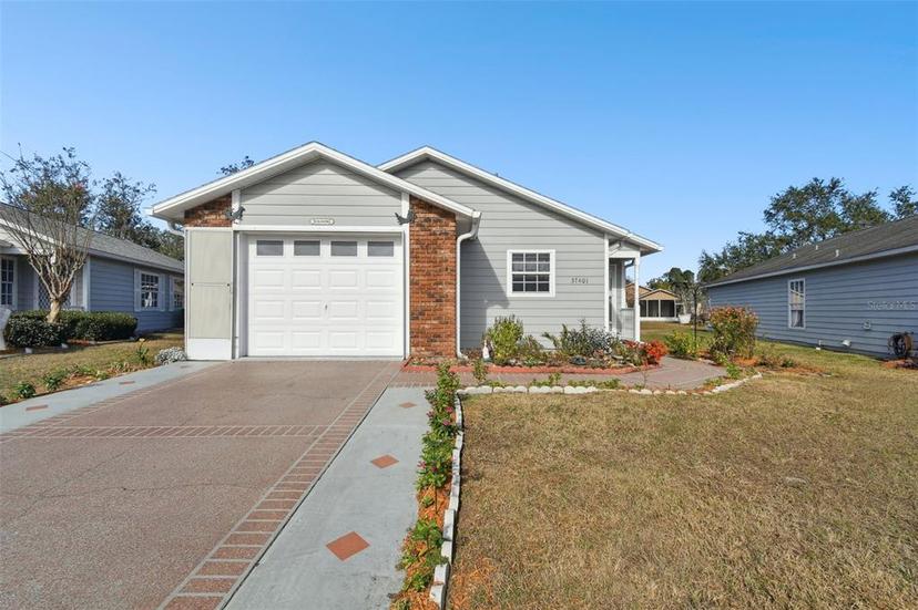 Picture of 37401 Wedgewood Drive, Zephyrhills FL 33542