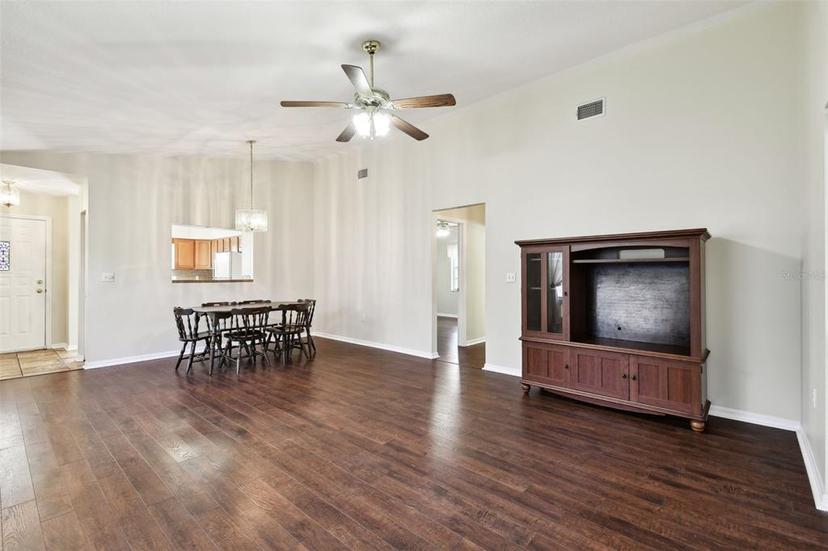 Picture of 37401 Wedgewood Drive, Zephyrhills FL 33542