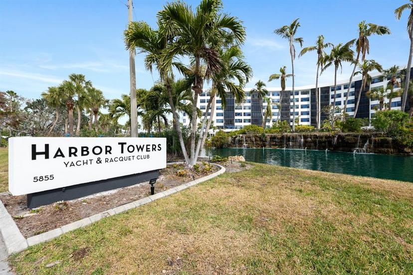 Picture of 5855 Midnight Pass Road Unit 520, Sarasota FL 34242