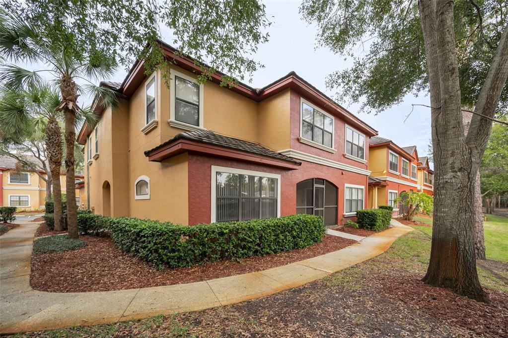 Picture of 2254 Chianti Place Unit 68, Palm Harbor, FL 34683