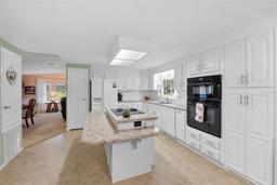Picture of 3221 Pebble Bend Drive, Lakeland, FL 33810