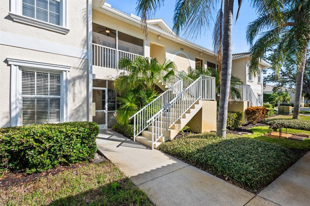 Picture of 200 Mirabella Circle Unit 201, Venice, FL 34292