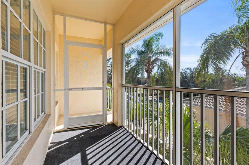 Picture of 200 Mirabella Circle Unit 201, Venice FL 34292