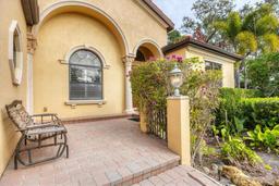 Picture of 135 N Creek Lane, Osprey, FL 34229