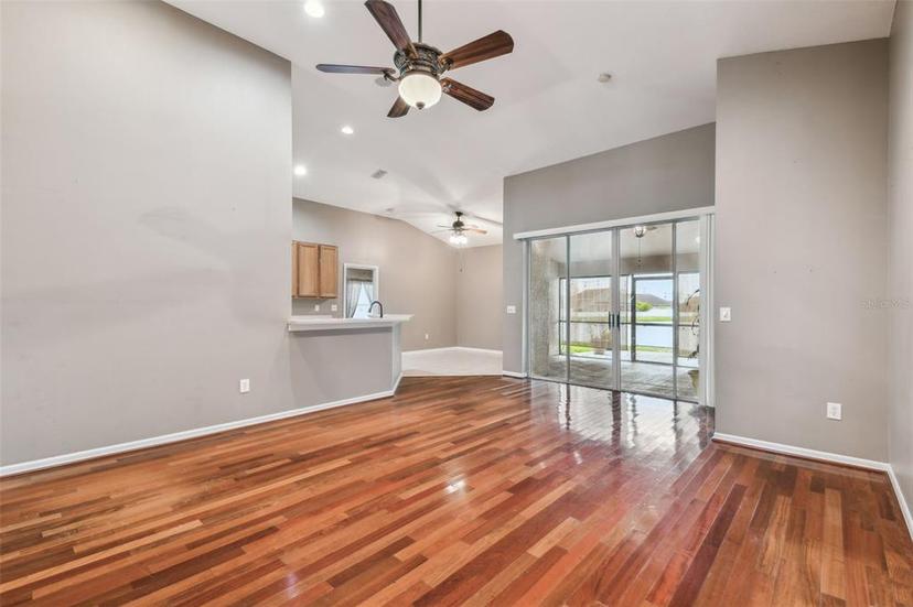 Picture of 6944 Runner Oak Drive, Wesley Chapel FL 33545
