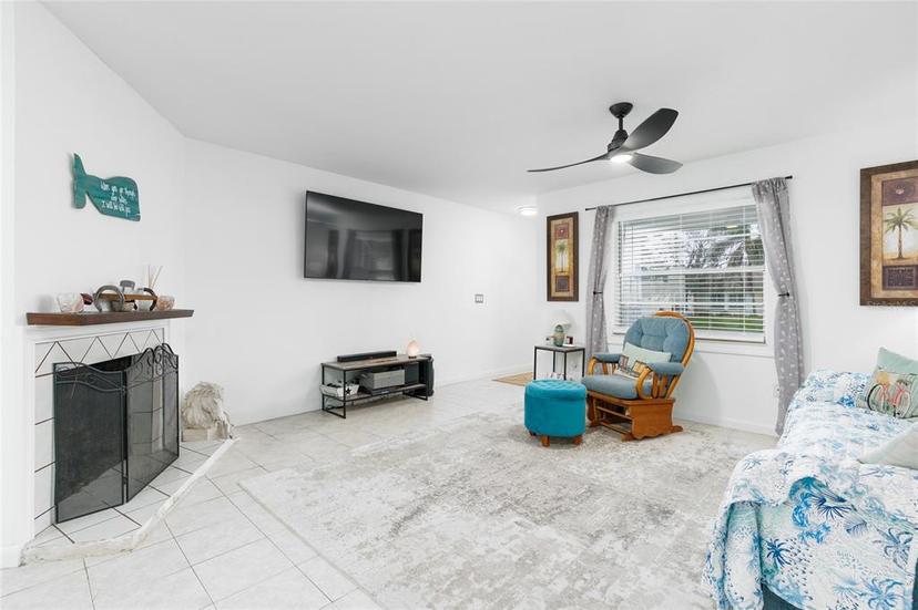 Picture of 2325 Willow Oak Drive, Edgewater FL 32141