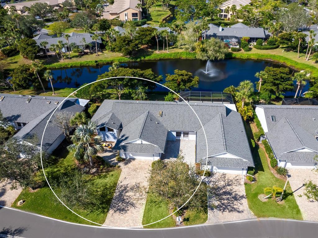 Picture of 1666 Pintail Way Unit 9, Sarasota, FL 34231
