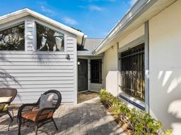 Picture of 1666 Pintail Way Unit 9, Sarasota, FL 34231