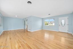 Picture of 142 Seton Trail, Ormond Beach, FL 32176