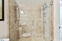 Picture of 7701 Starkey Road Unit 105, Seminole, FL 33777