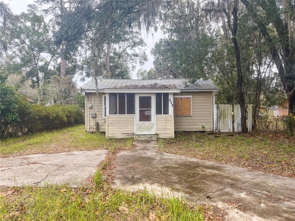 Picture of 407 NE 19Th Drive, Gainesville, FL 32641