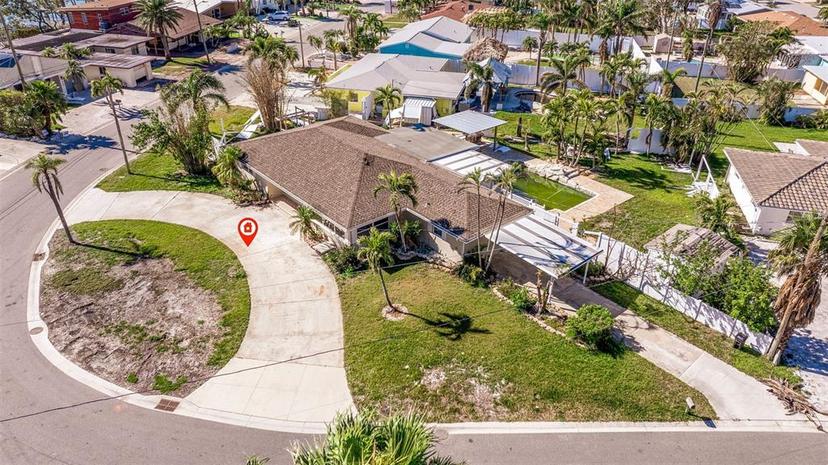 Picture of 911 Boca Ciega Isle Drive, St Pete Beach FL 33706