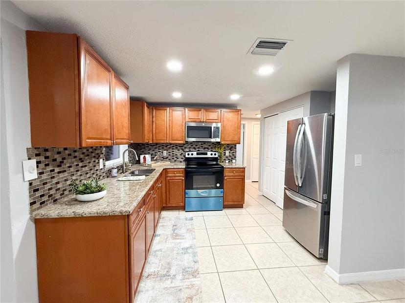 Picture of 7325 Ivanhoe Drive, Port Richey FL 34668