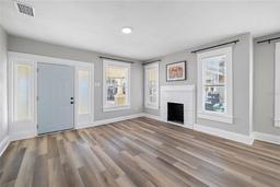 Picture of 1010 E Lake Avenue, Tampa, FL 33605