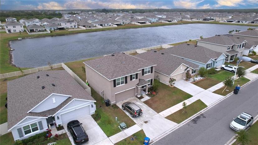 Picture of 16779 Sunburst Lake Street, Wimauma FL 33598