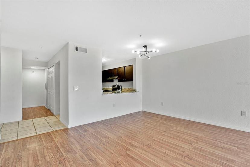 Picture of 13839 Fairway Island Drive Unit 1122, Orlando FL 32837