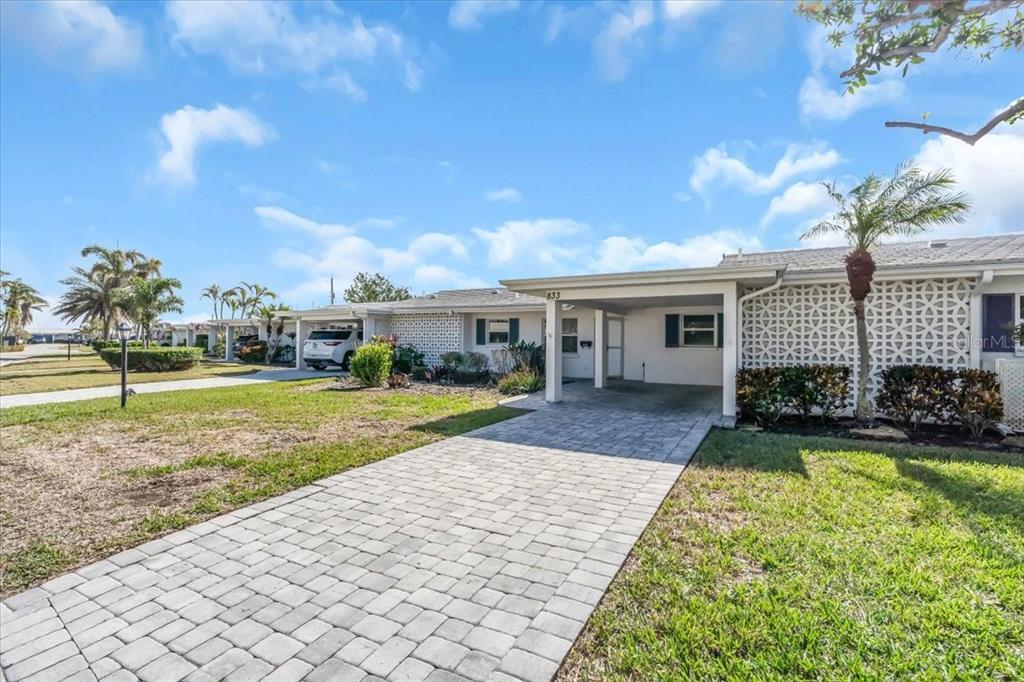 Picture of 833 White Cap Circle Unit 8, Venice, FL 34285