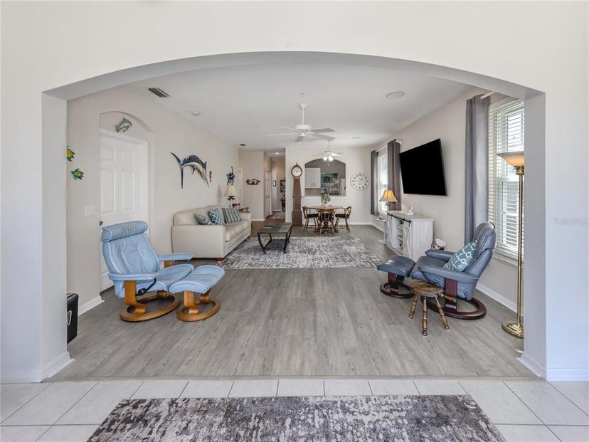 Picture of 335 Sunset Lake Boulevard, Venice FL 34292
