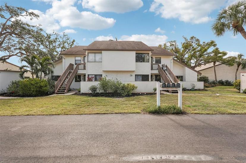 Picture of 712 Bird Bay Drive Unit 146, Venice FL 34285