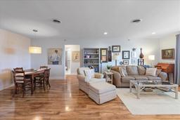Picture of 8186 Terrace Garden Drive N Unit 604, St Petersburg, FL 33709