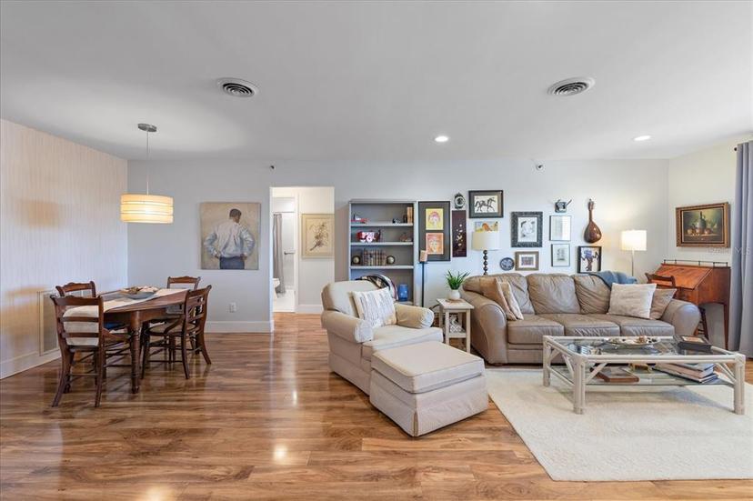 Picture of 8186 Terrace Garden Drive N Unit 604, St Petersburg FL 33709