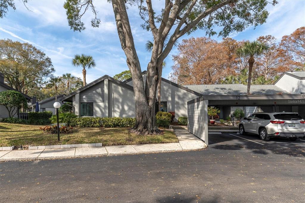 Picture of 90 S Highland Avenue Unit 12, Tarpon Springs, FL 34689