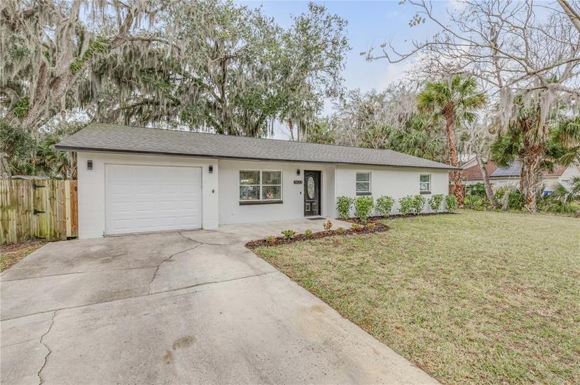 Picture of 1622 Pine Tree Drive, Edgewater FL 32132