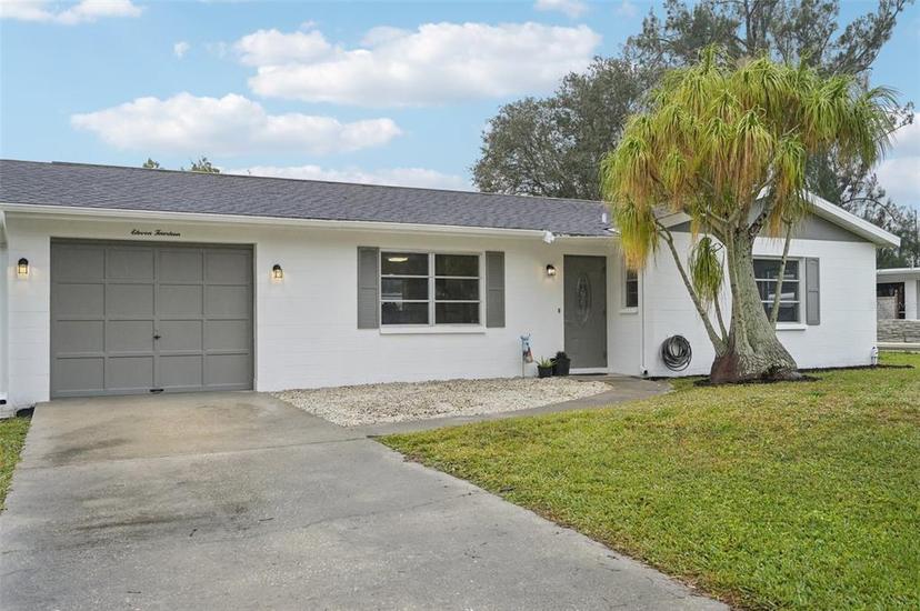 Picture of 1114 Myrtle Avenue, Venice FL 34285