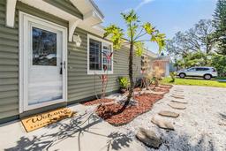 Picture of 2951 Bay View Dr, Safety Harbor, FL 34695