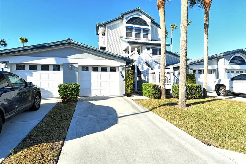 Picture of 1243 Siesta Bayside Drive Unit D, Sarasota FL 34242