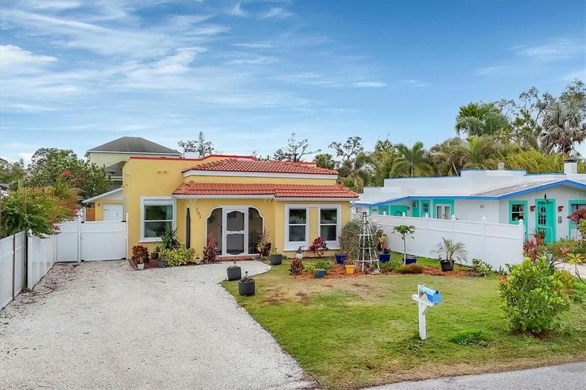 Picture of 305 Pameto Road, Nokomis FL 34275