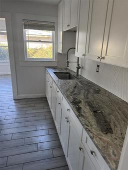 Picture of 506 Houle Avenue, Sarasota, FL 34232