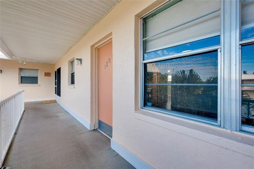 Picture of 460 Base Avenue E Unit 122, Venice FL 34285