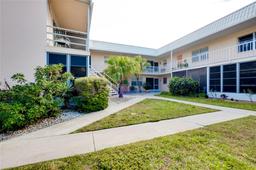 Picture of 460 Base Avenue E Unit 122, Venice, FL 34285