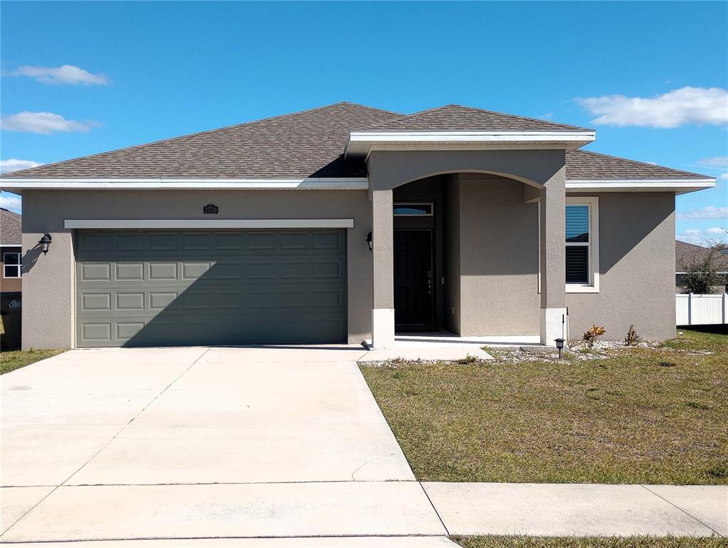 Picture of 37030 Lake Overlook Drive, Grand Island, FL 32735