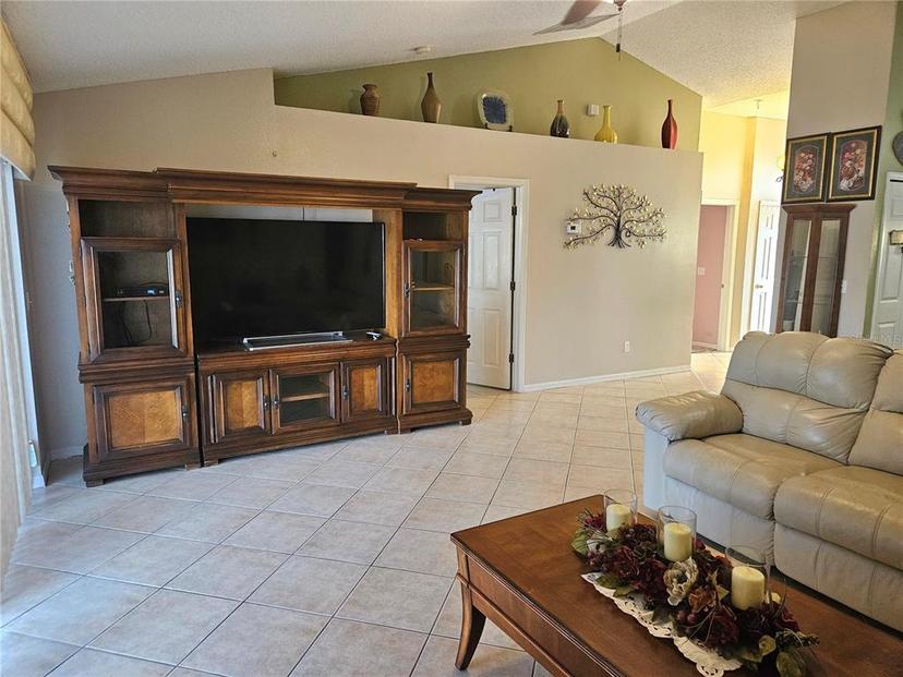 Picture of 619 Parakeet Court, Kissimmee FL 34759