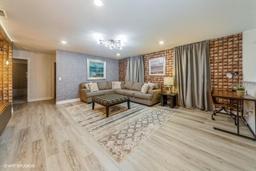 Picture of 5452 Misty Oak Circle, Davenport, FL 33837