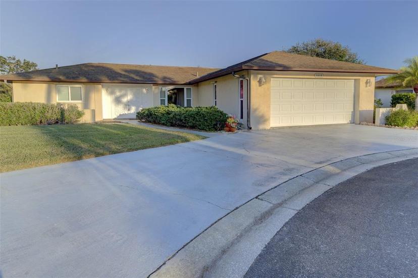 Picture of 1610 Cypress Point Court, Venice FL 34293