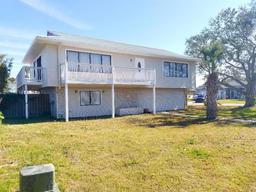 Picture of 15 Richmond Drive, New Smyrna Beach, FL 32169