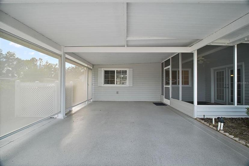 Picture of 711 Dolphin Drive, Tavares FL 32778