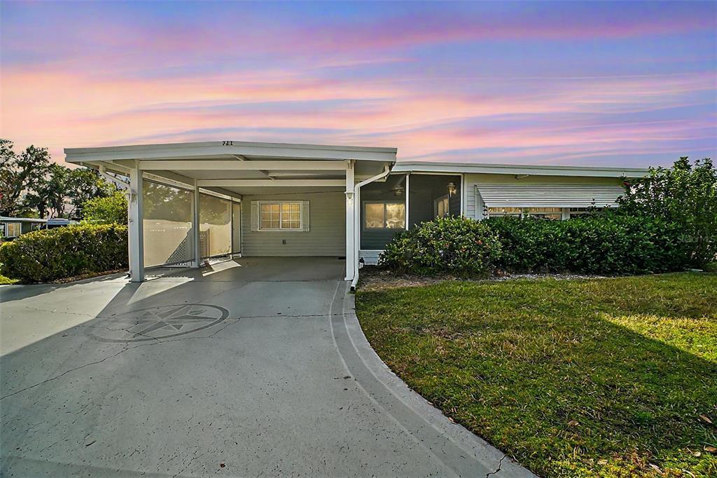 Picture of 711 Dolphin Drive, Tavares, FL 32778