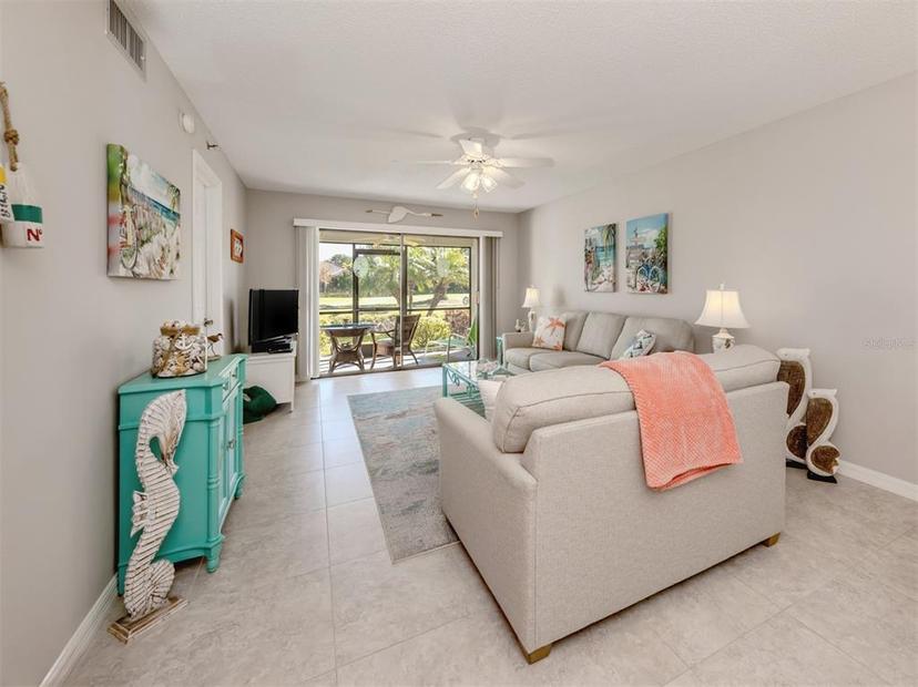 Picture of 936 Capri Isles Boulevard Unit 102, Venice FL 34292