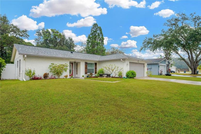 Picture of 520 Bryan Valley Court, Brandon FL 33511