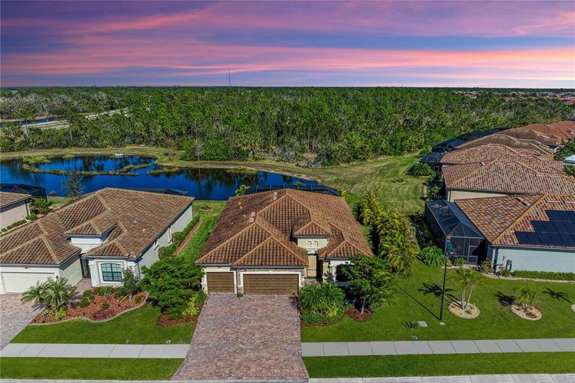 Picture of 20710 Saluti Pl, Venice FL 34293